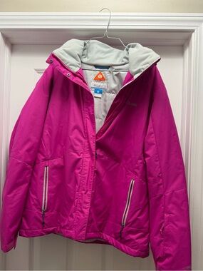 Columbia Women's Hot Pink Omni-Heat Jacket
